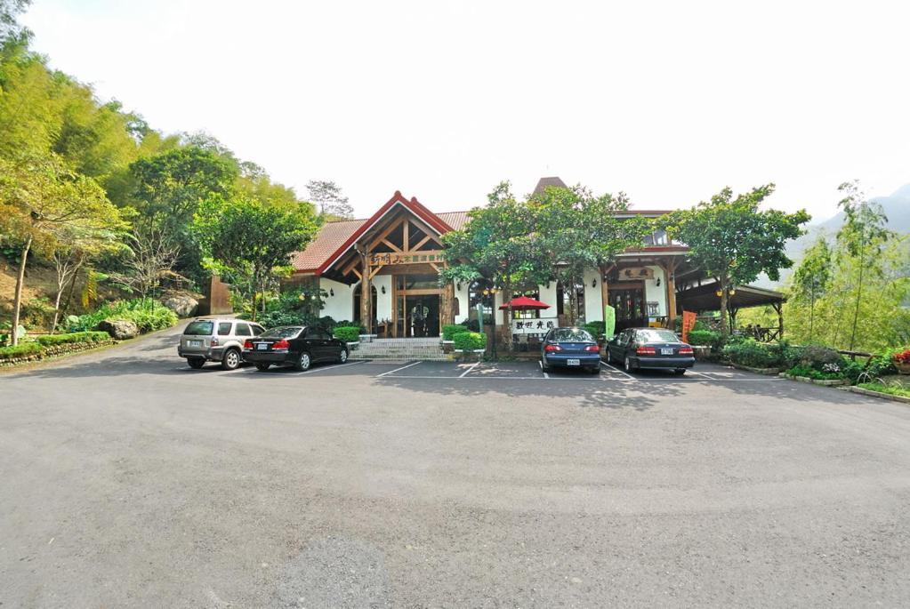 Shinmingshan Holiday Inn Lộc Cốc Ngoại thất bức ảnh